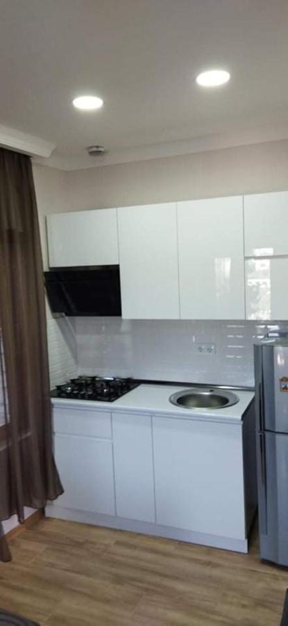 Guesthouse Zeinabi Тбилиси Екстериор снимка