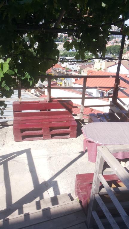 Guesthouse Zeinabi Тбилиси Екстериор снимка